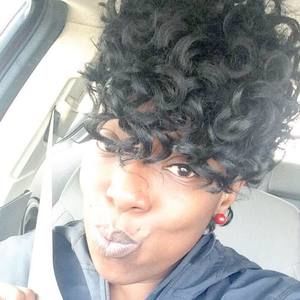 Meet your Posher, Kizzy